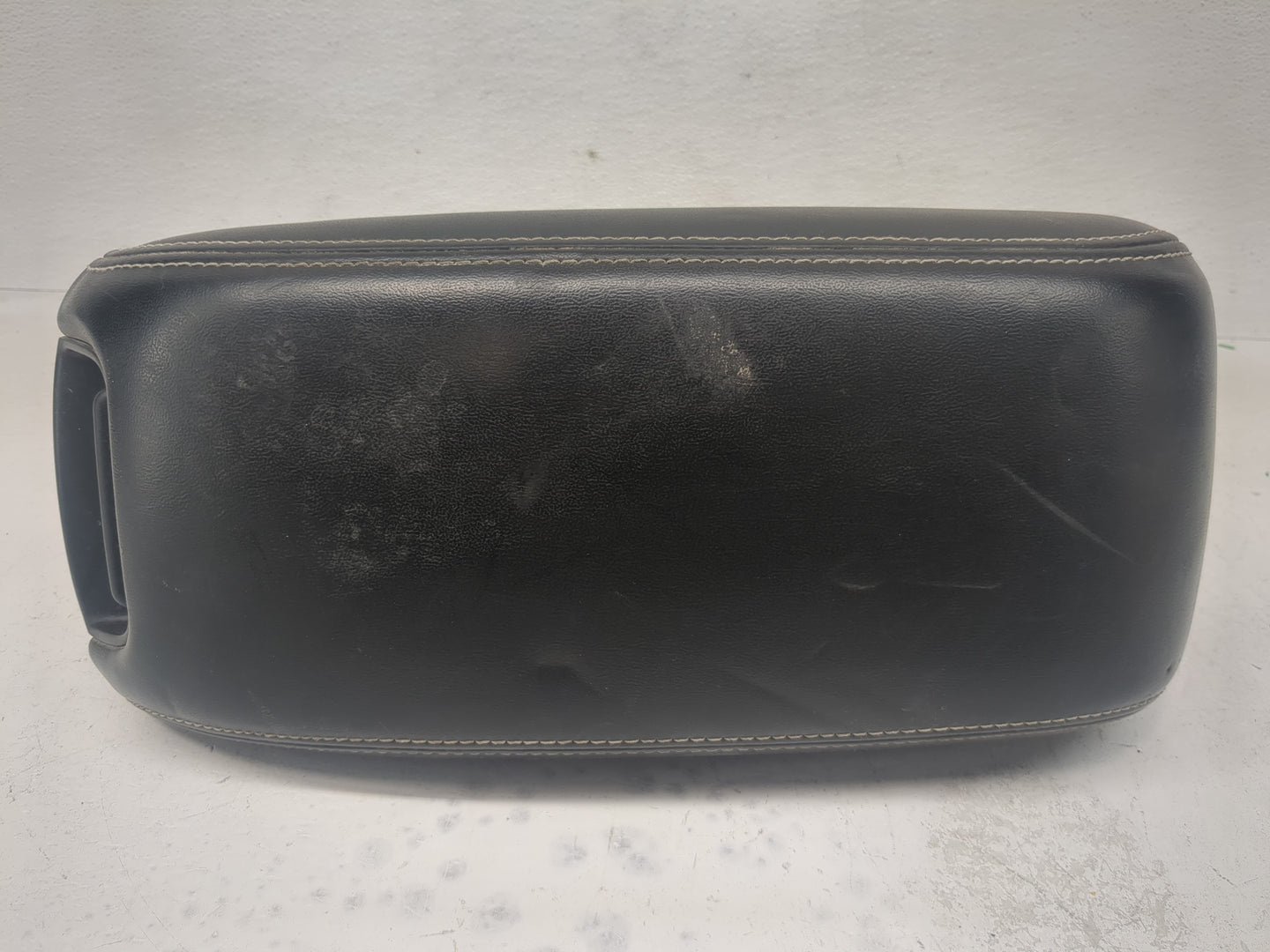 2017 Dodge Journey Center Console Armrest Cover Lid Fits OEM Used Auto Parts - Oemusedautoparts1.com
