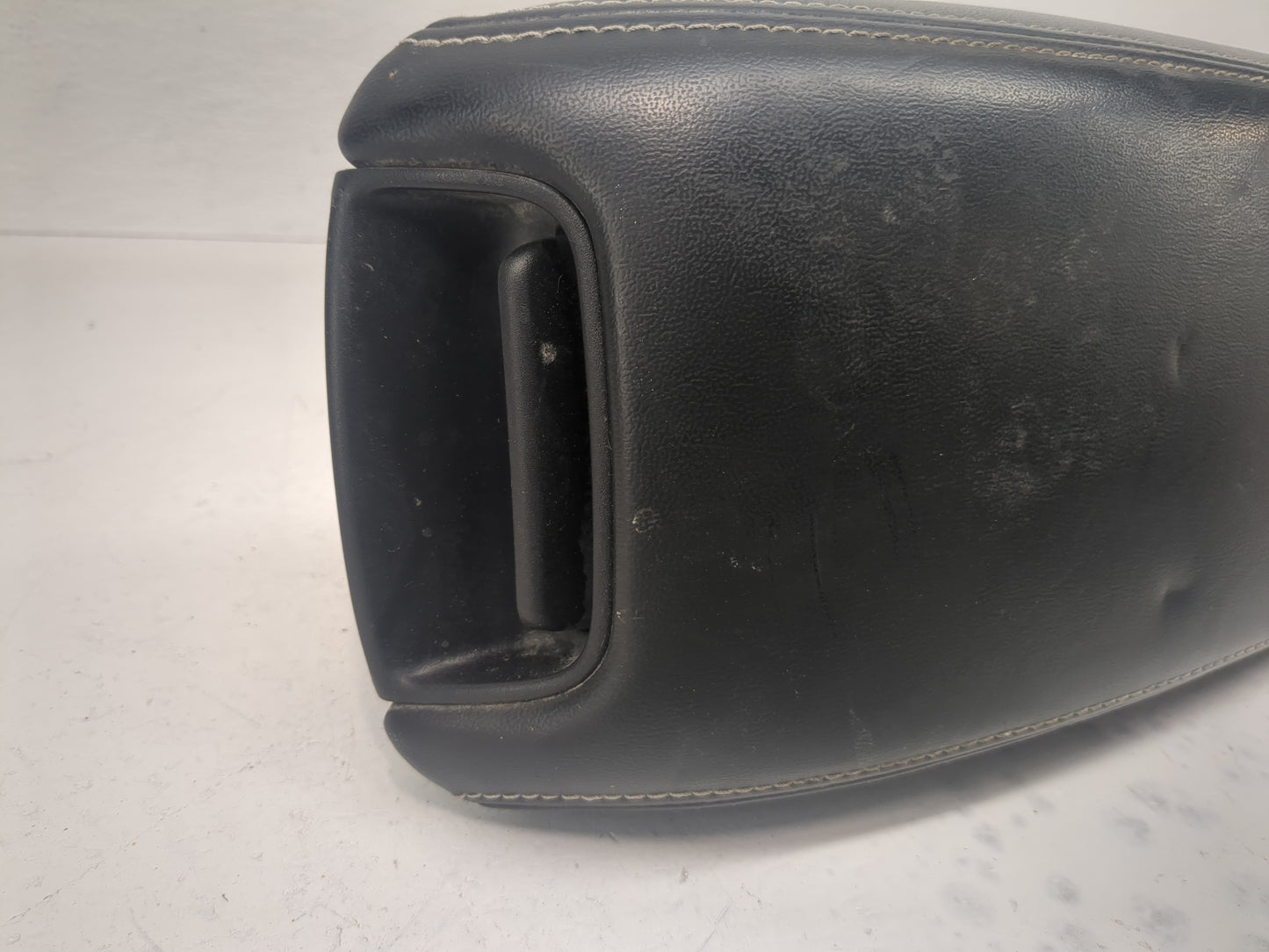 2017 Dodge Journey Center Console Armrest Cover Lid Fits OEM Used Auto Parts - Oemusedautoparts1.com