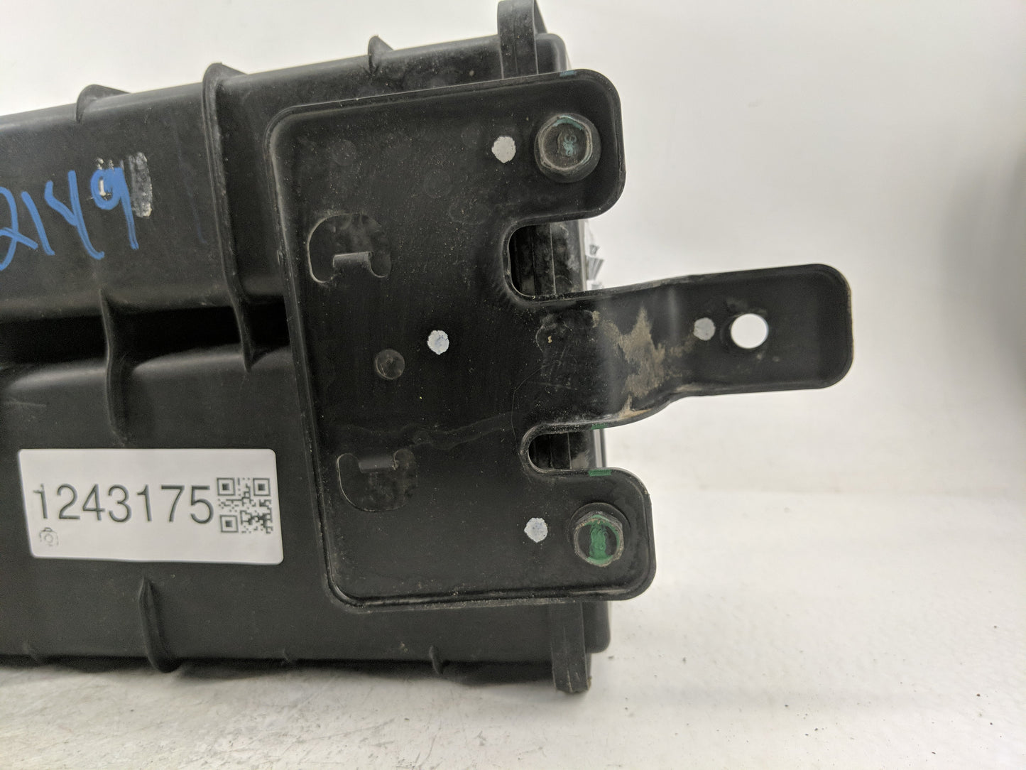 2017 Dodge Journey Fuel Vapor Charcoal Canister - Oemusedautoparts1.com