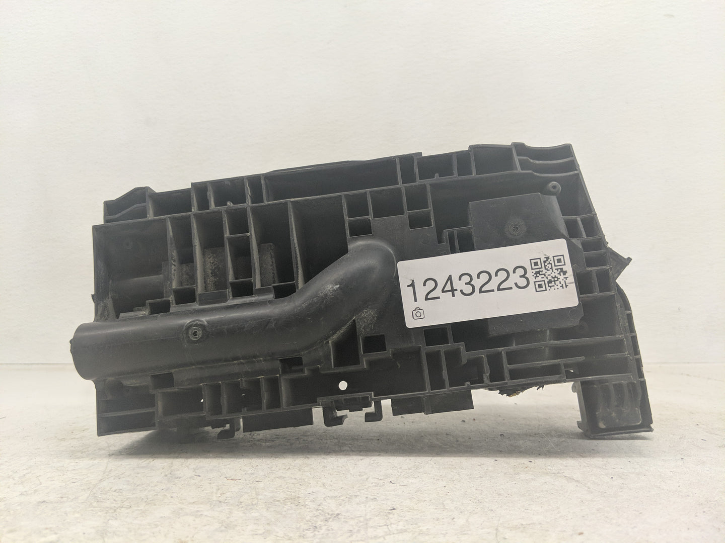 2012-2020 Dodge Journey Fusebox Fuse Box Relay Module Tipm 68143317af - Oemusedautoparts1.com