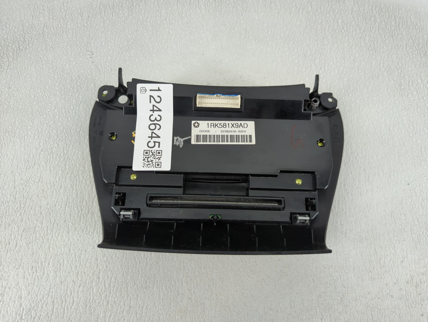 2011-2017 Dodge Journey Climate Control Module Temperature AC/Heater Replacement P/N:1RK581X9AD Fits OEM Used Auto Parts - O