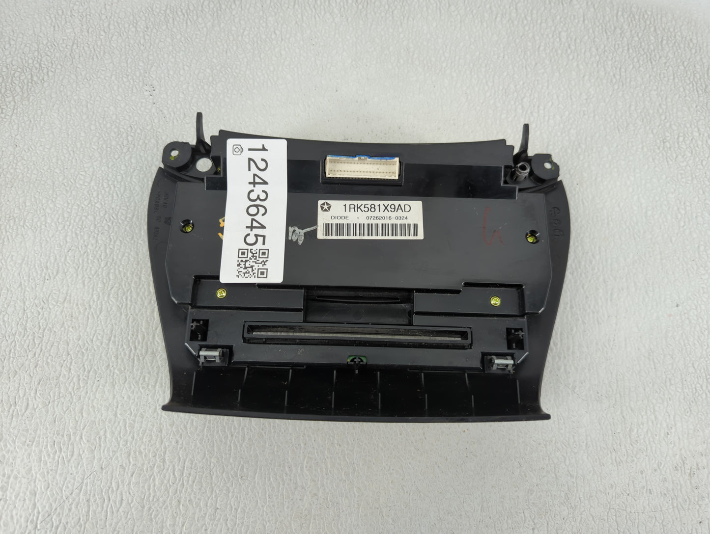 2011-2017 Dodge Journey Climate Control Module Temperature AC/Heater Replacement P/N:1RK581X9AD Fits OEM Used Auto Parts - O