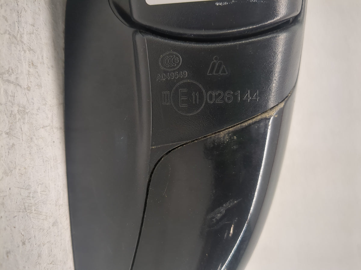 2016-2017 Dodge Journey Driver Side View Mirror - Left Door Mirror OEM Used - Oemusedautoparts1.com