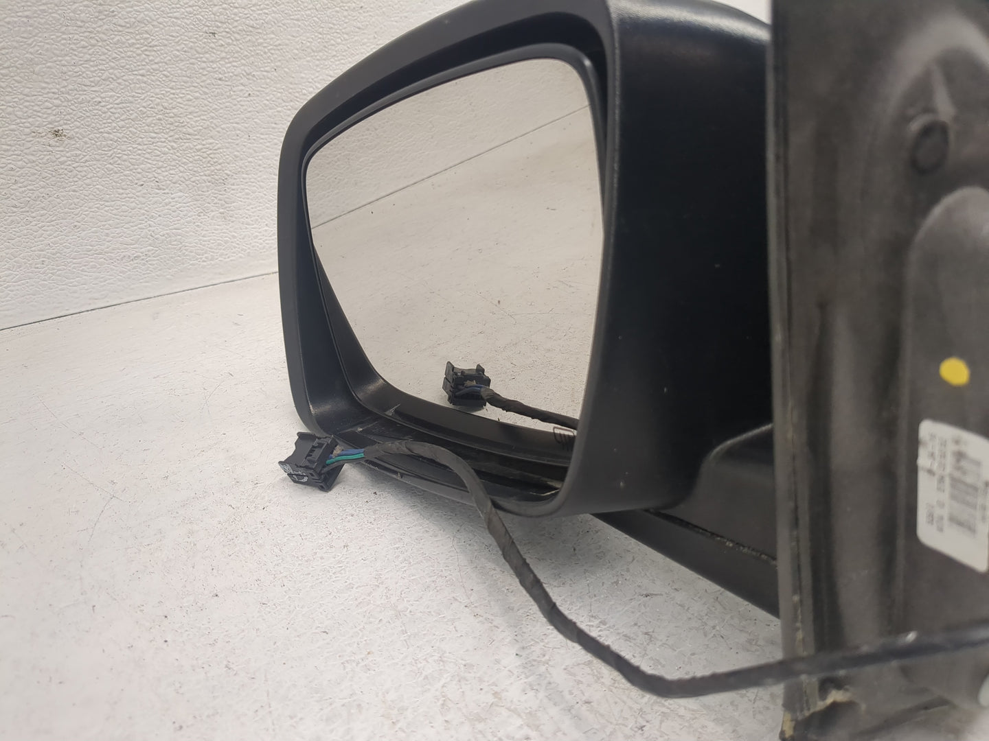 2017 Dodge Journey Side Mirror Replacement Driver Left View Door Mirror Fits OEM Used Auto Parts - Oemusedautoparts1.com