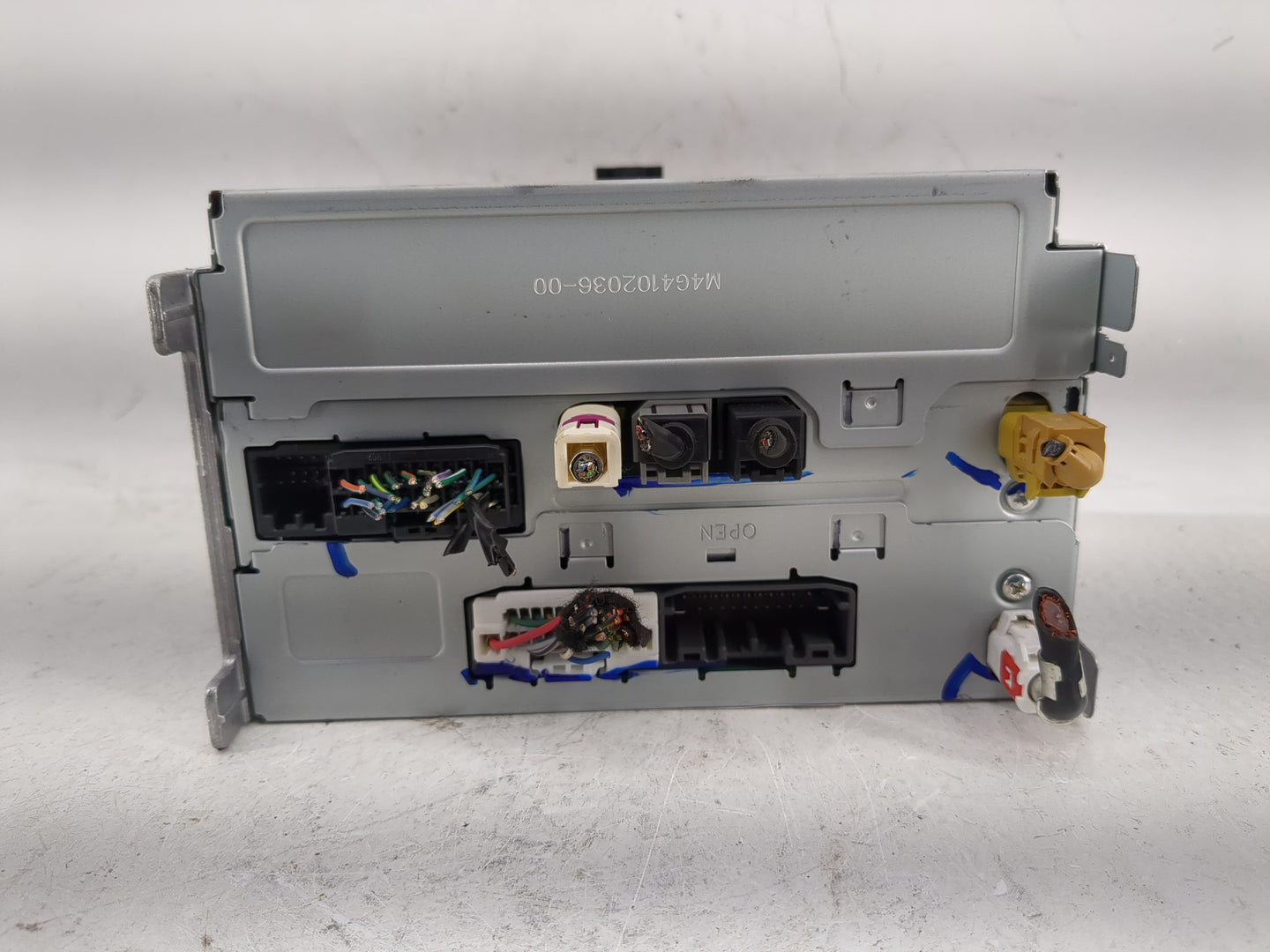 2017 Dodge Journey Radio AM FM Cd Player Receiver Replacement P/N:P68308772AB Fits OEM Used Auto Parts - Oemusedautoparts1.c