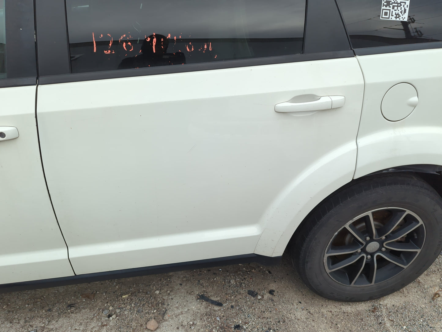 2017 Dodge Journey Driver Rear Door Oem - Oemusedautoparts1.com