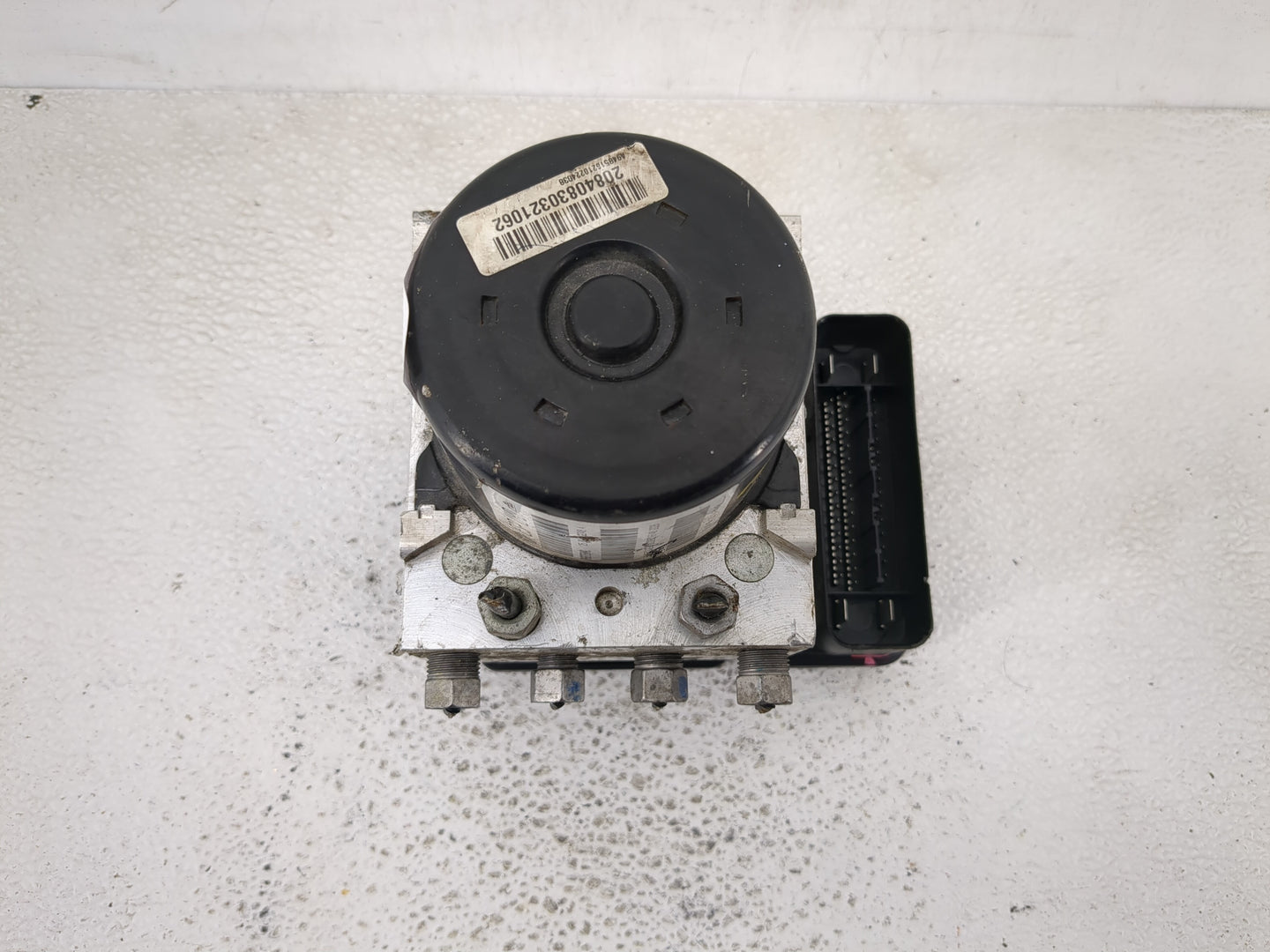 2017 Dodge Journey ABS Pump Control Module Replacement P/N:68272500AC Fits OEM Used Auto Parts - Oemusedautoparts1.com