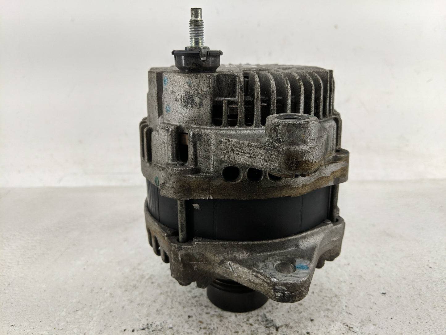 2009-2020 Dodge Journey Alternator Replacement Generator Charging Assembly Engine OEM P/N:4801490AC Fits OEM Used Auto Parts