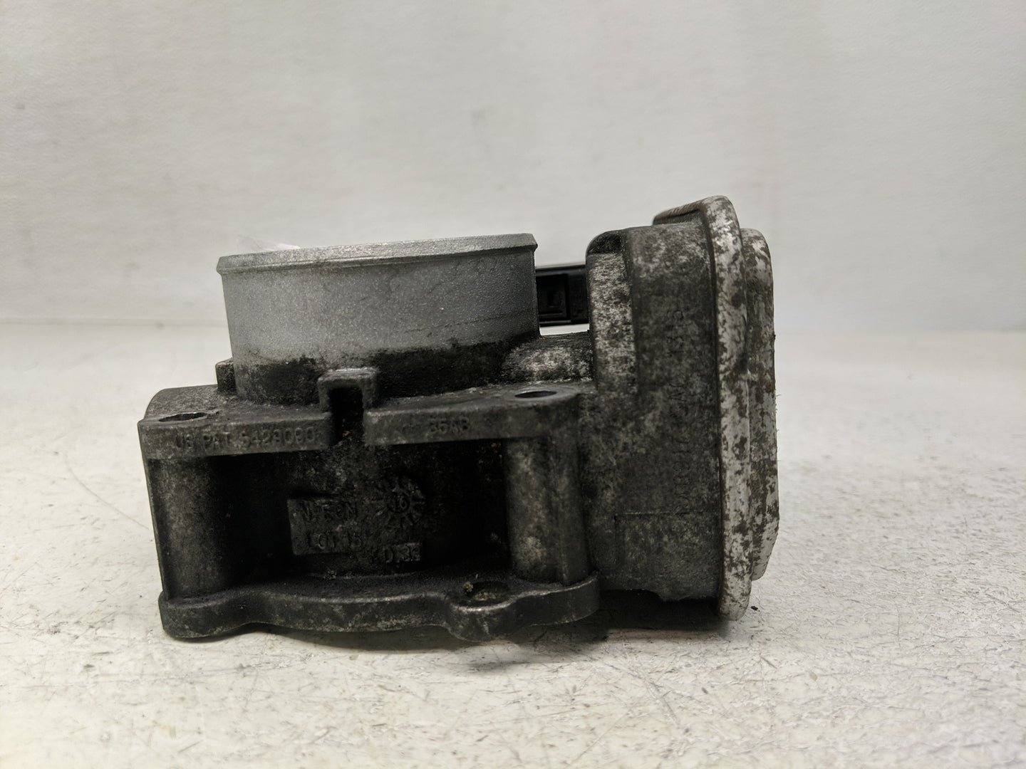 2009-2018 Dodge Journey Throttle Body Fits Fits 2007 2008 2009 2010 2011 2012 2013 2014 2015 2016 2017 2018 OEM Used Auto Pa