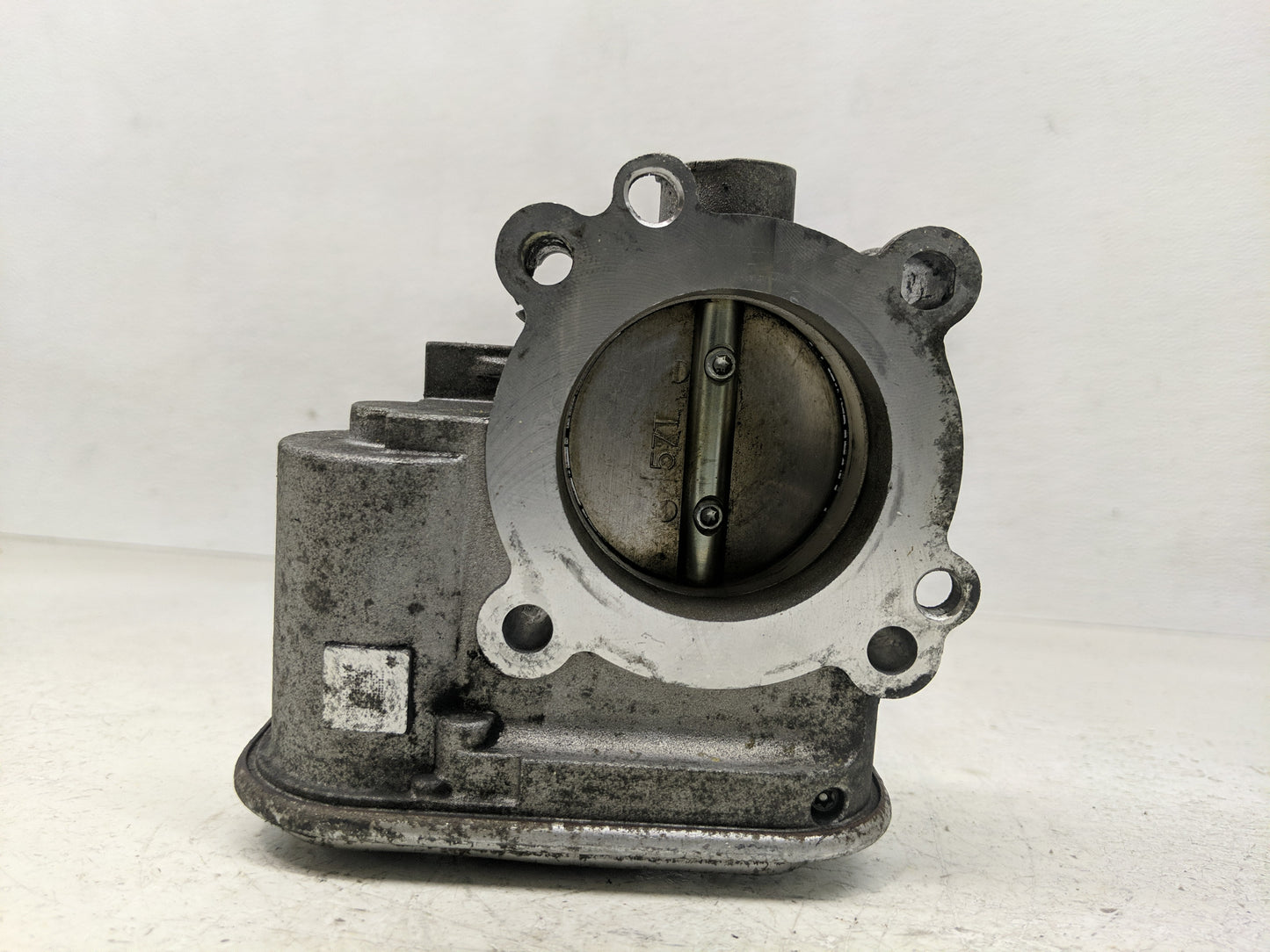 2009-2018 Dodge Journey Throttle Body Fits Fits 2007 2008 2009 2010 2011 2012 2013 2014 2015 2016 2017 2018 OEM Used Auto Pa