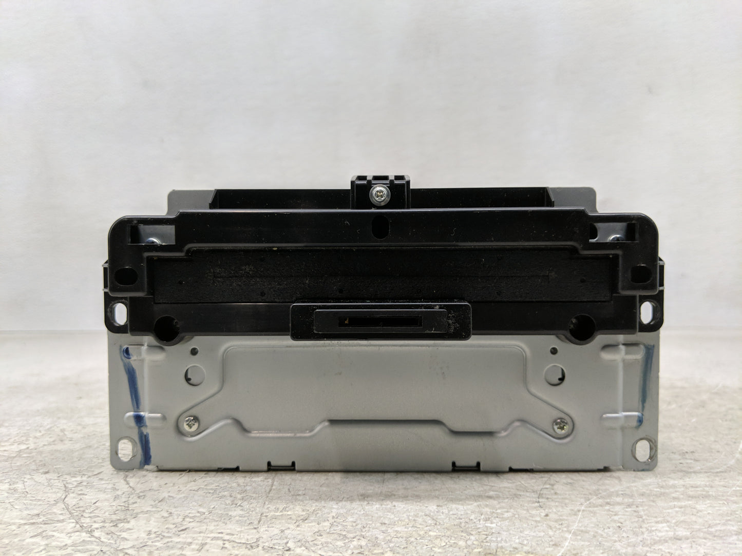 2017 Dodge Journey Radio AM FM Cd Player Receiver Replacement P/N:68308772AB Fits OEM Used Auto Parts - Oemusedautoparts1.co