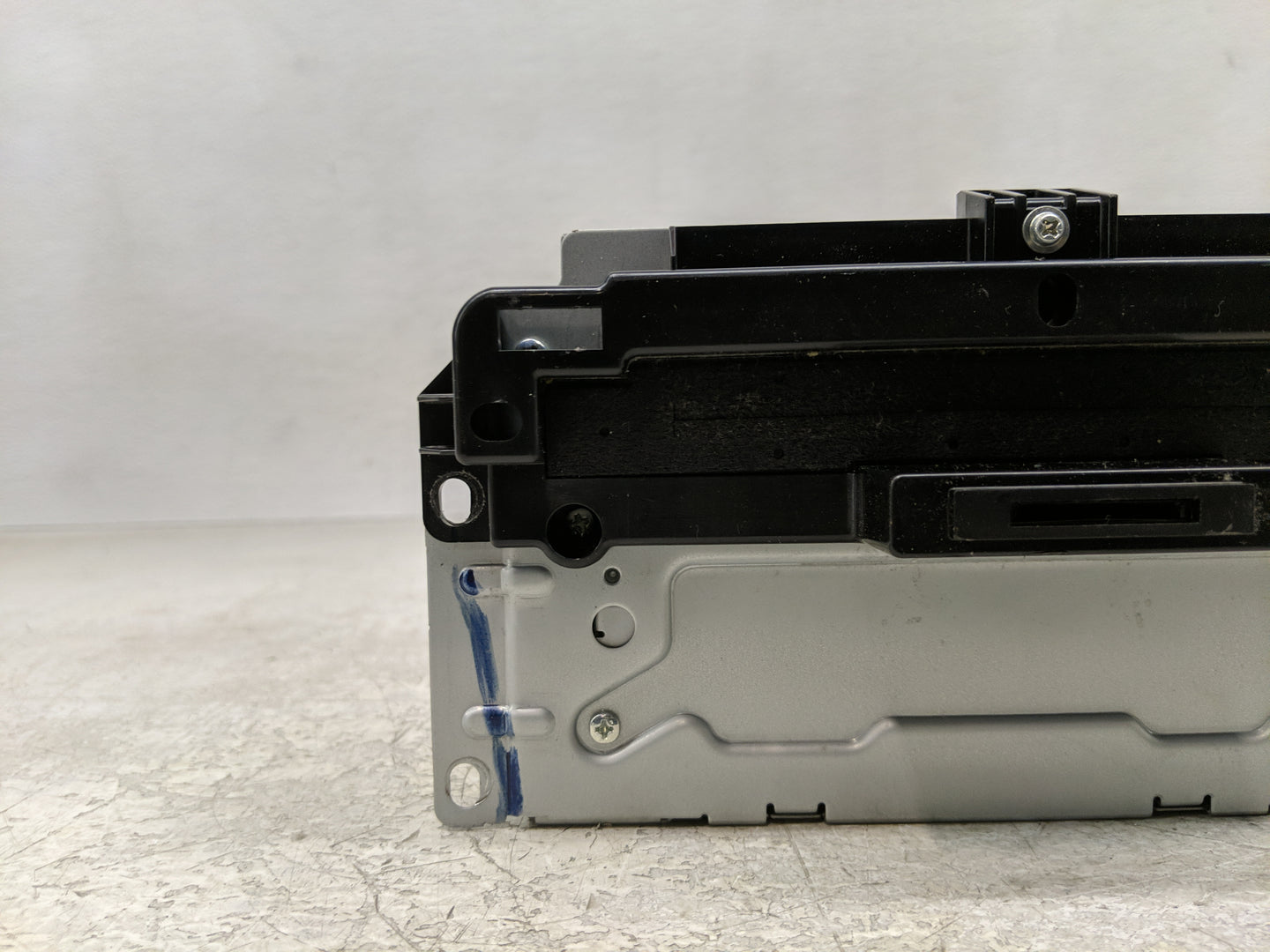 2017 Dodge Journey Radio AM FM Cd Player Receiver Replacement P/N:68308772AB Fits OEM Used Auto Parts - Oemusedautoparts1.co