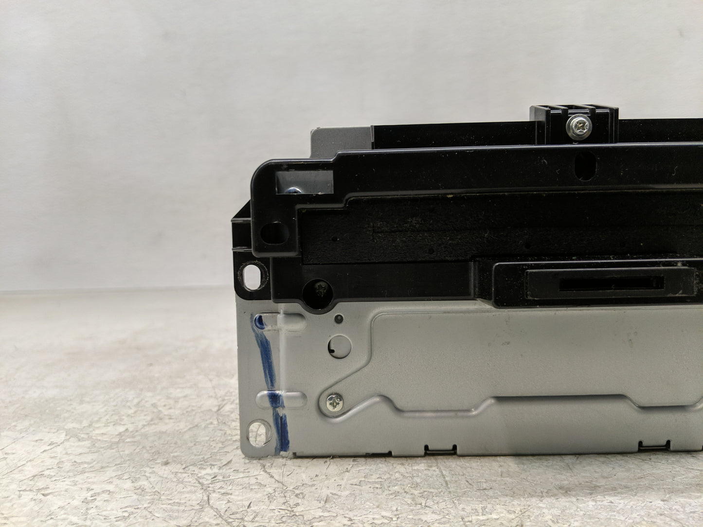 2017 Dodge Journey Radio AM FM Cd Player Receiver Replacement P/N:68308772AB Fits OEM Used Auto Parts - Oemusedautoparts1.co