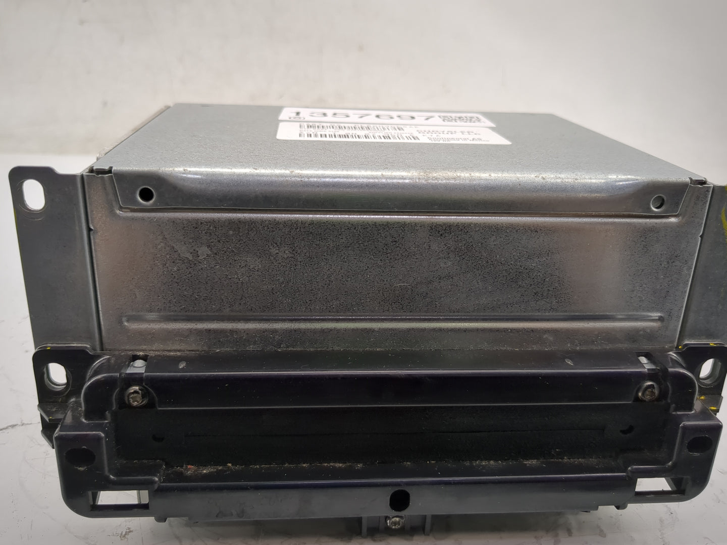 2018-2020 Dodge Journey Radio AM FM Cd Player Receiver Replacement P/N:P68209665AE Fits Fits 2018 2019 2020 OEM Used Auto Pa