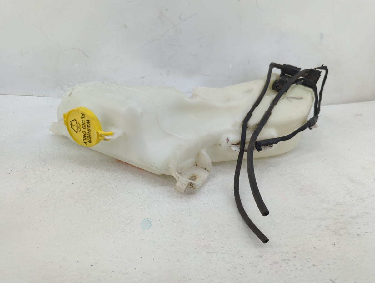 2017 Dodge Journey Windshield Washer Fluid Reservoir Bottle 1370593 - Oemusedautoparts1.com