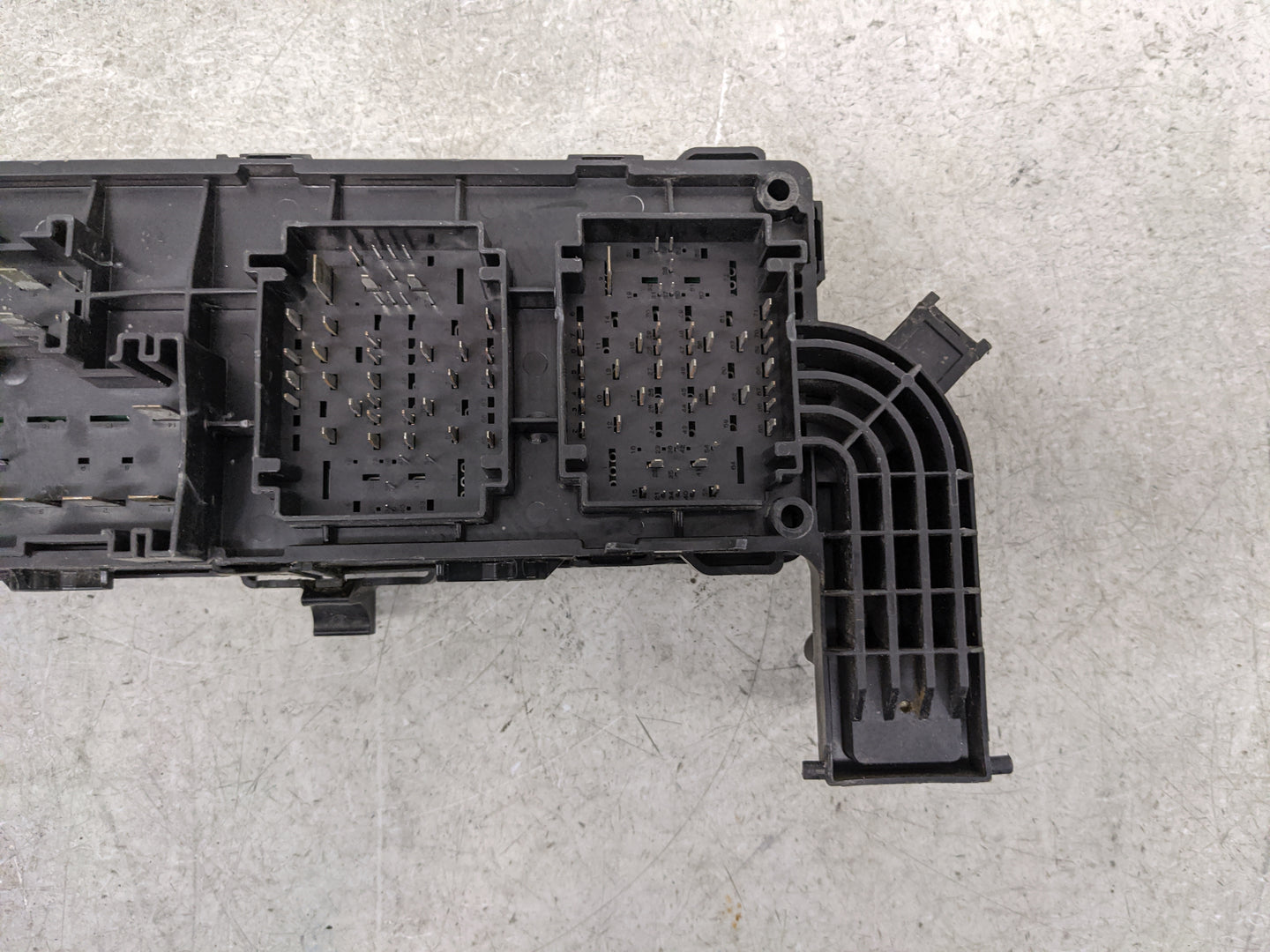 2012-2020 Dodge Journey Fusebox Fuse Box Relay Module Tipm 68143317ae 1372863 - Oemusedautoparts1.com