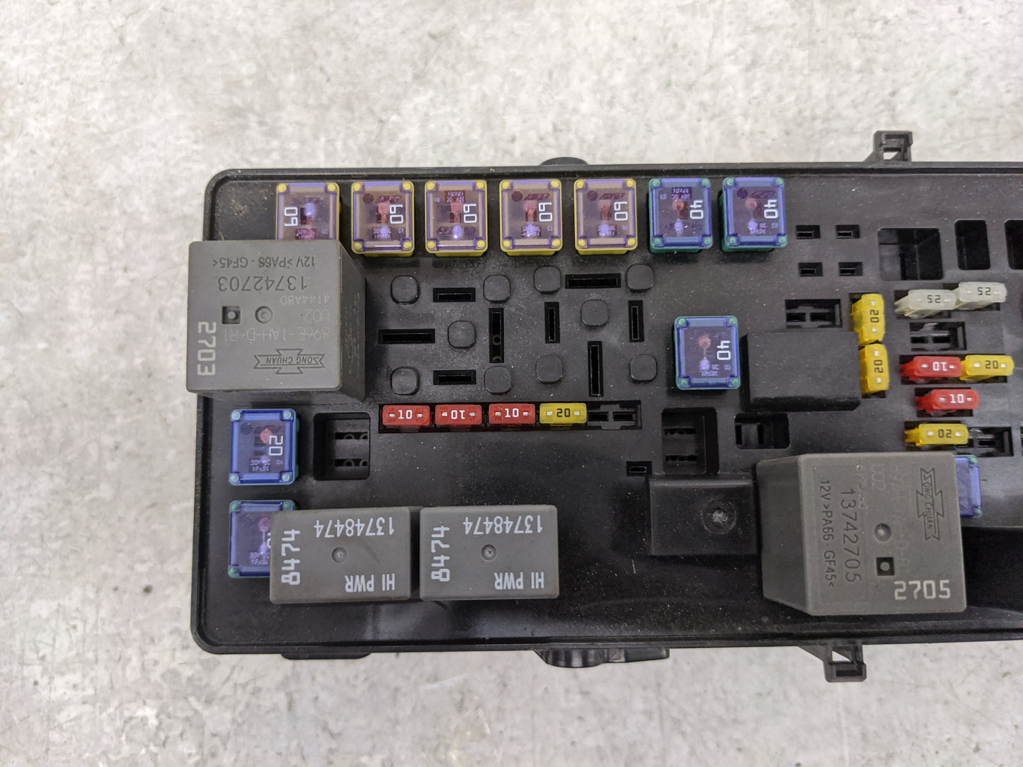 2017 Dodge Journey Fusebox Fuse Box Panel Relay Module P/N:68143317AE Fits OEM Used Auto Parts - Oemusedautoparts1.com