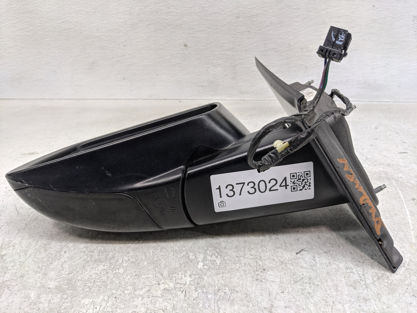 2017 Dodge Journey Driver Side View Mirror - Left Door Mirror OEM Used - Oemusedautoparts1.com