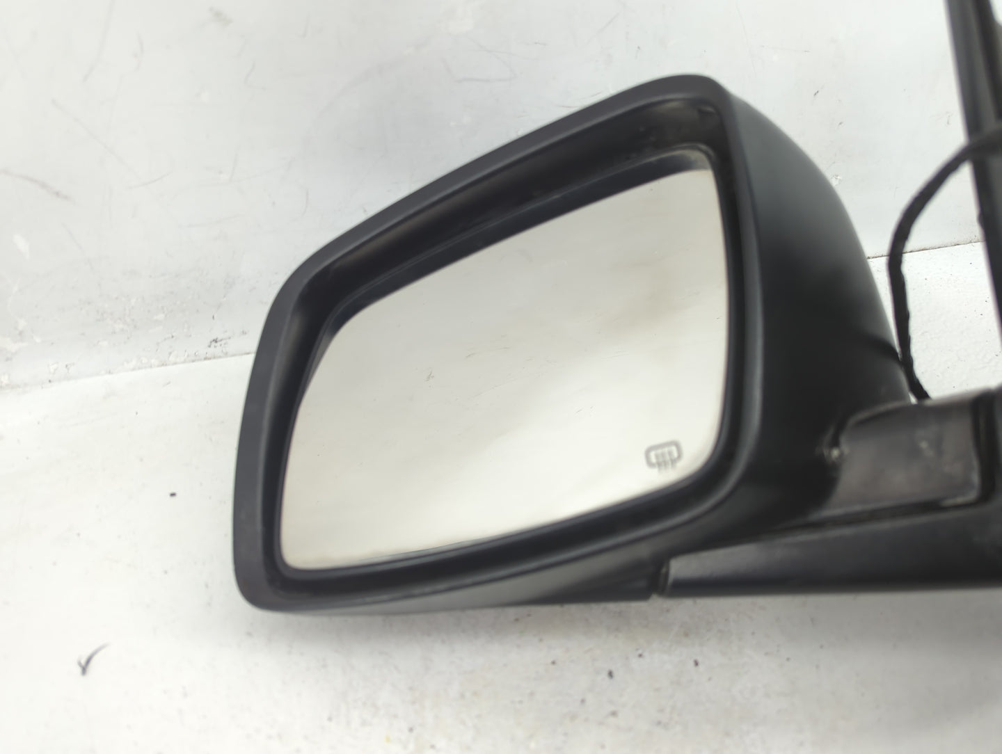 2017 Dodge Journey Driver Side View Mirror - Left Door Mirror OEM Used - Oemusedautoparts1.com