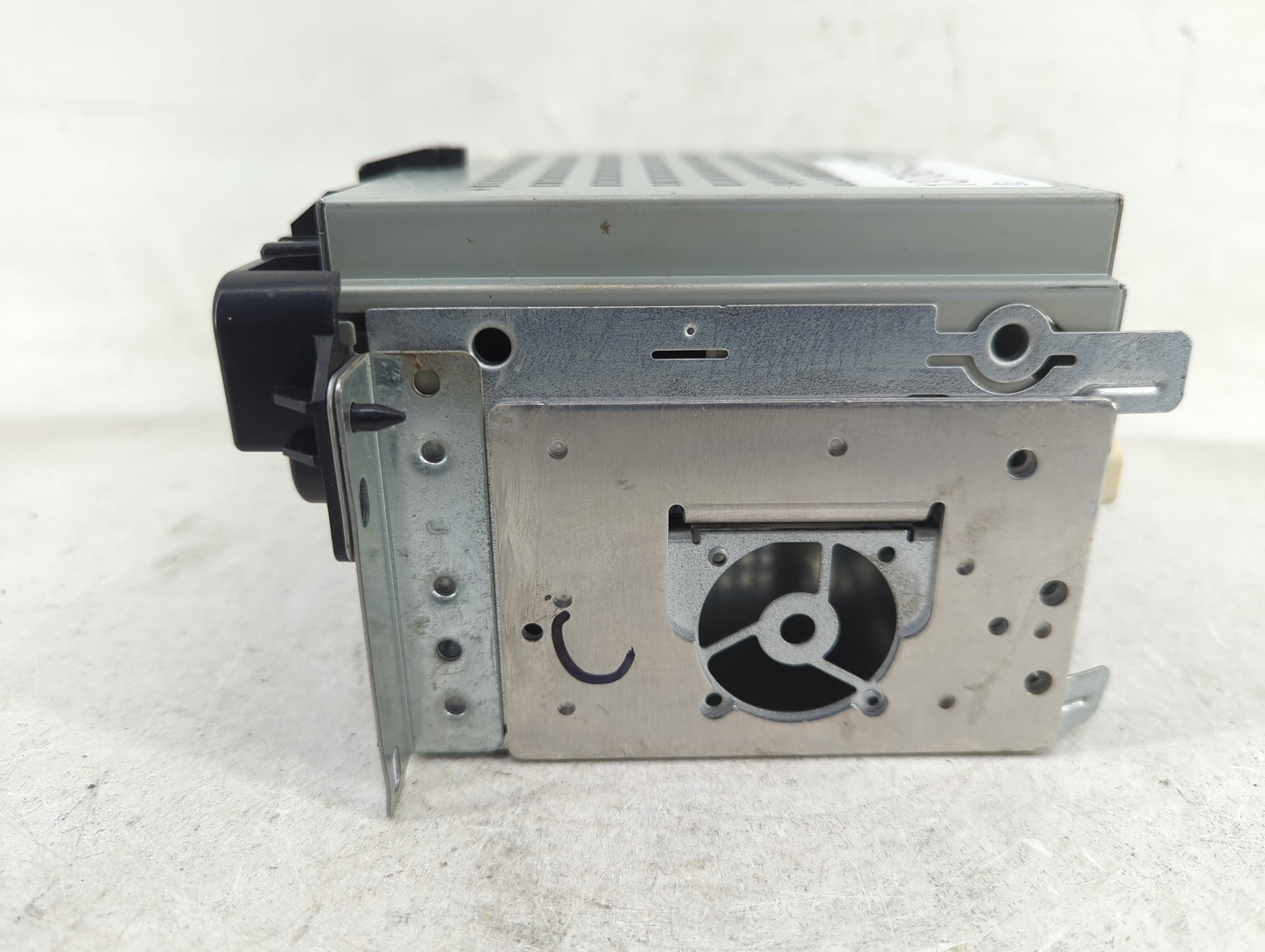 2017 Dodge Journey Radio AM FM Cd Player Receiver Replacement P/N:P68209666AF Fits OEM Used Auto Parts - Oemusedautoparts1.c