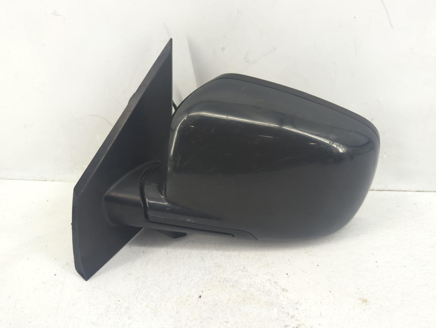 2017 Dodge Journey Driver Side View Mirror - Left Door Mirror OEM Used - Oemusedautoparts1.com