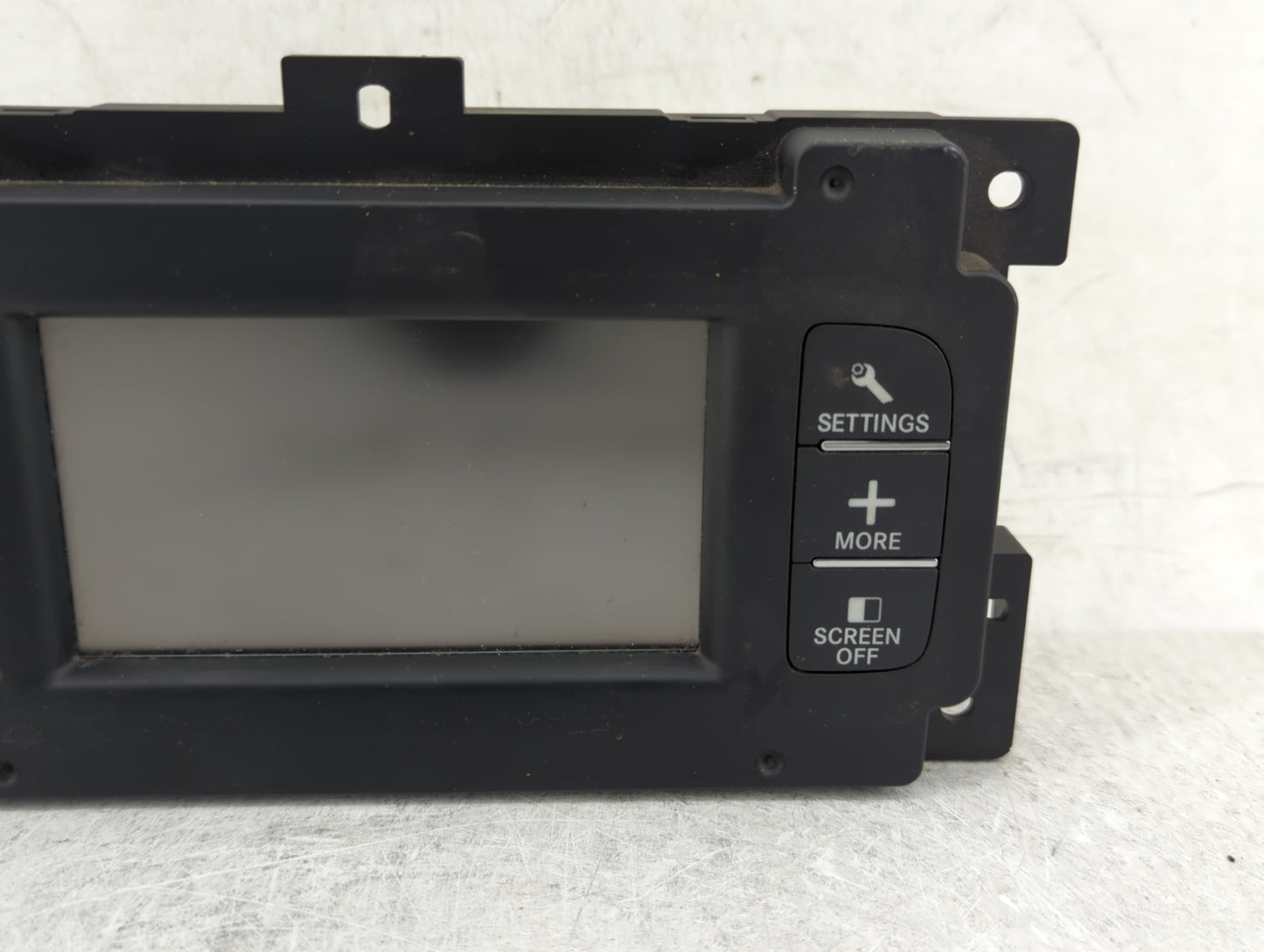 2017 Dodge Journey Information Display Screen - Oemusedautoparts1.com