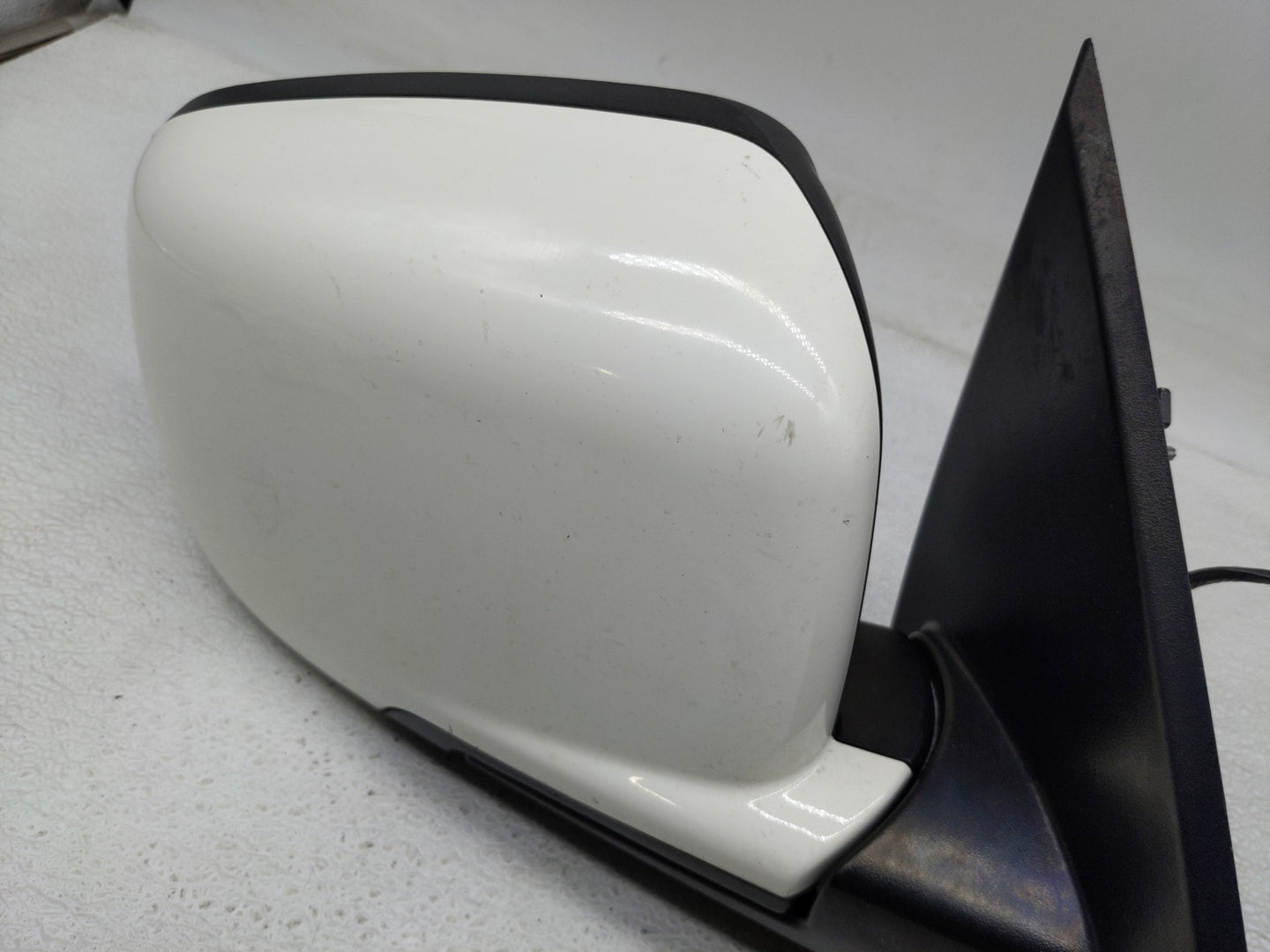 2017 Dodge Journey Passenger Side View Mirror - Right Door Mirror OEM Used - Oemusedautoparts1.com