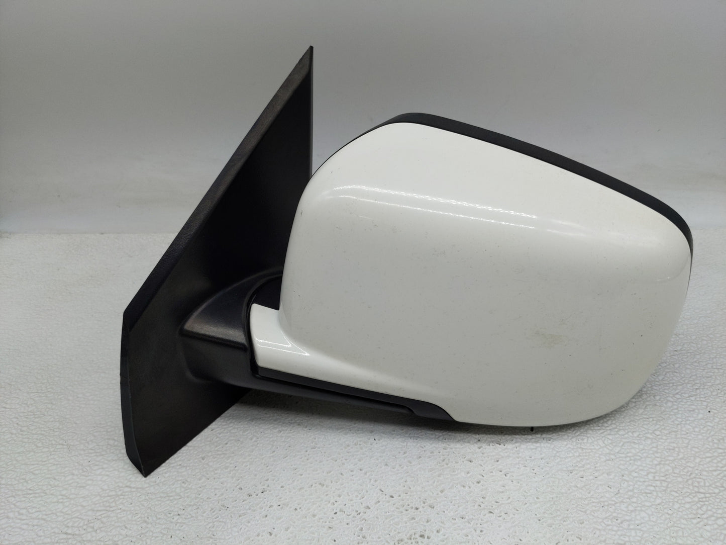 2017 Dodge Journey Driver Side View Mirror - Left Door Mirror OEM Used - Oemusedautoparts1.com