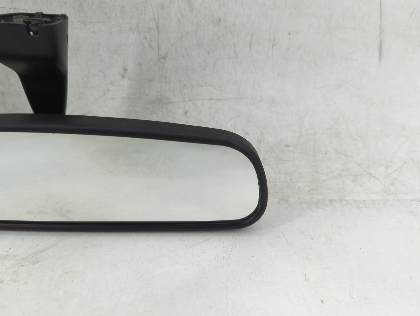 2017 Dodge Journey Interior Rear View Mirror Replacement OEM P/N:A048070 Fits OEM Used Auto Parts - Oemusedautoparts1.com