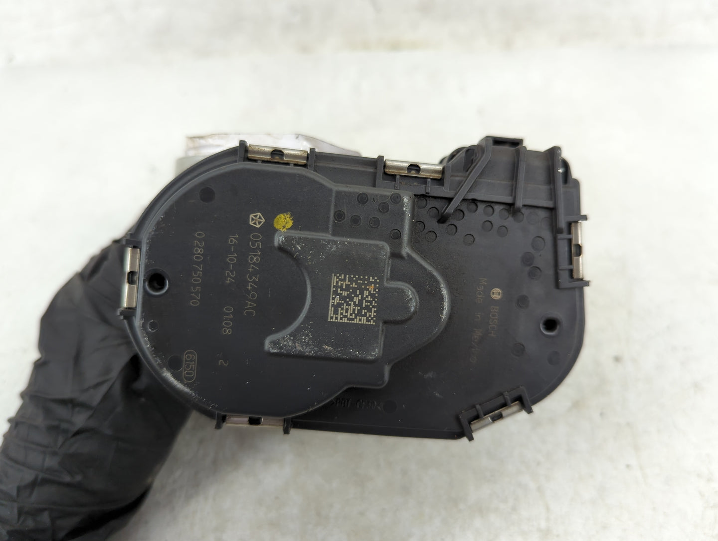 2011-2019 Dodge Journey Throttle Body P/N:05184349AC 0 280 750 570 Fits OEM Used Auto Parts - Oemusedautoparts1.com