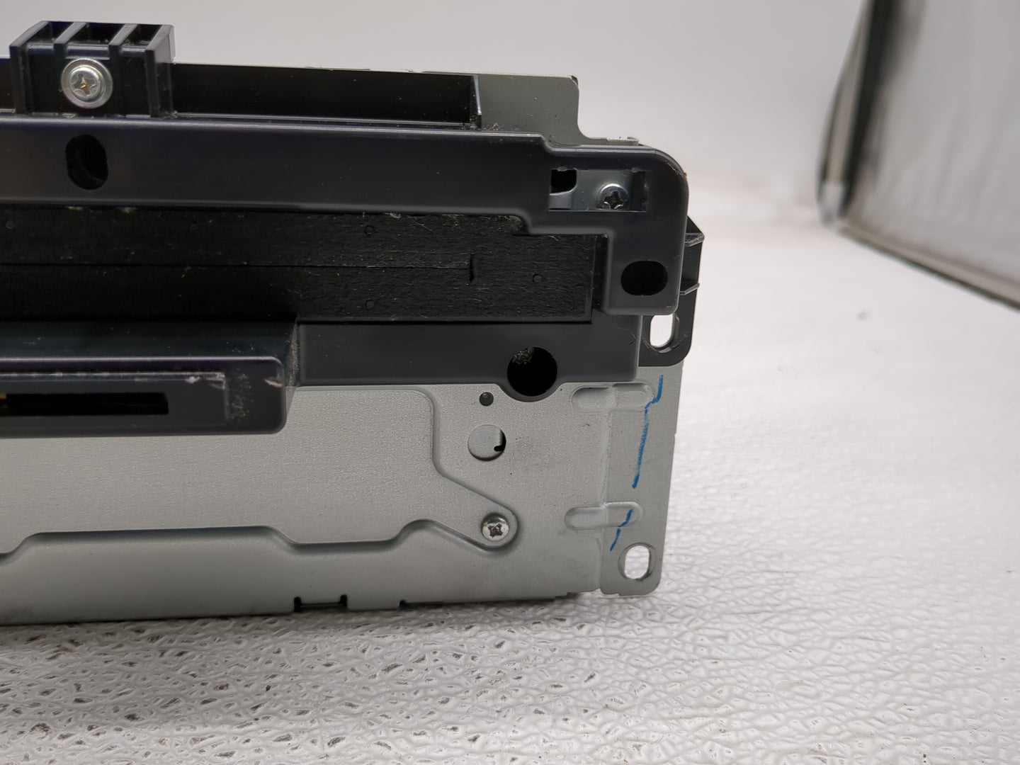 2017 Dodge Journey Radio AM FM Cd Player Receiver Replacement P/N:68308772AB Fits OEM Used Auto Parts - Oemusedautoparts1.co