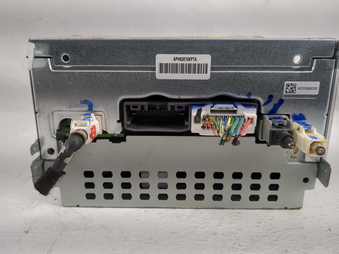 2018-2020 Dodge Journey Radio AM FM Cd Player Receiver Replacement P/N:P68209666AE Fits Fits 2018 2019 2020 OEM Used Auto Pa