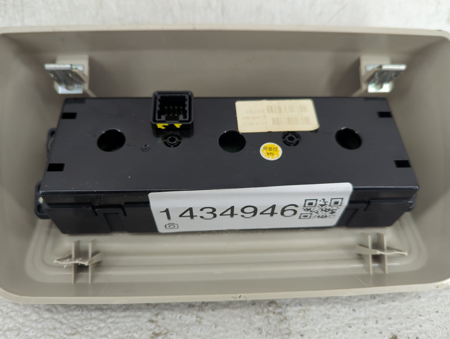 2011-2020 Dodge Journey Climate Control Module Temperature AC/Heater Replacement P/N:55111312AC Fits OEM Used Auto Parts - O