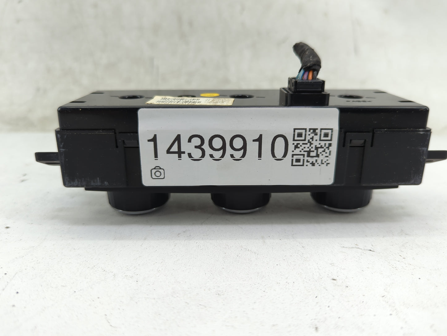 2011-2020 Dodge Journey Climate Control Module Temperature AC/Heater Replacement P/N:55111312AC Fits OEM Used Auto Parts - O