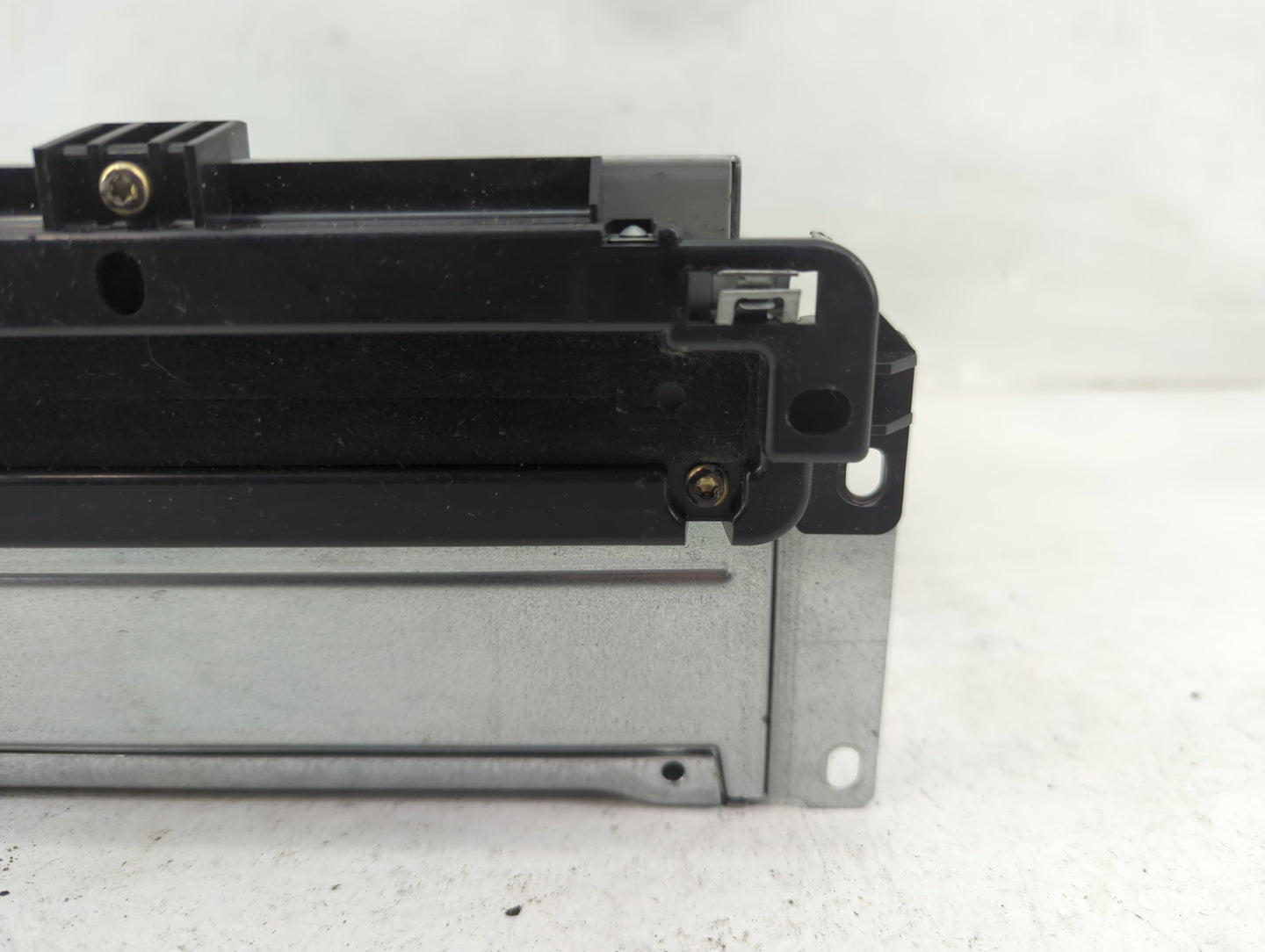 2017 Dodge Journey Radio AM FM Cd Player Receiver Replacement P/N:P68209666AF Fits OEM Used Auto Parts - Oemusedautoparts1.c