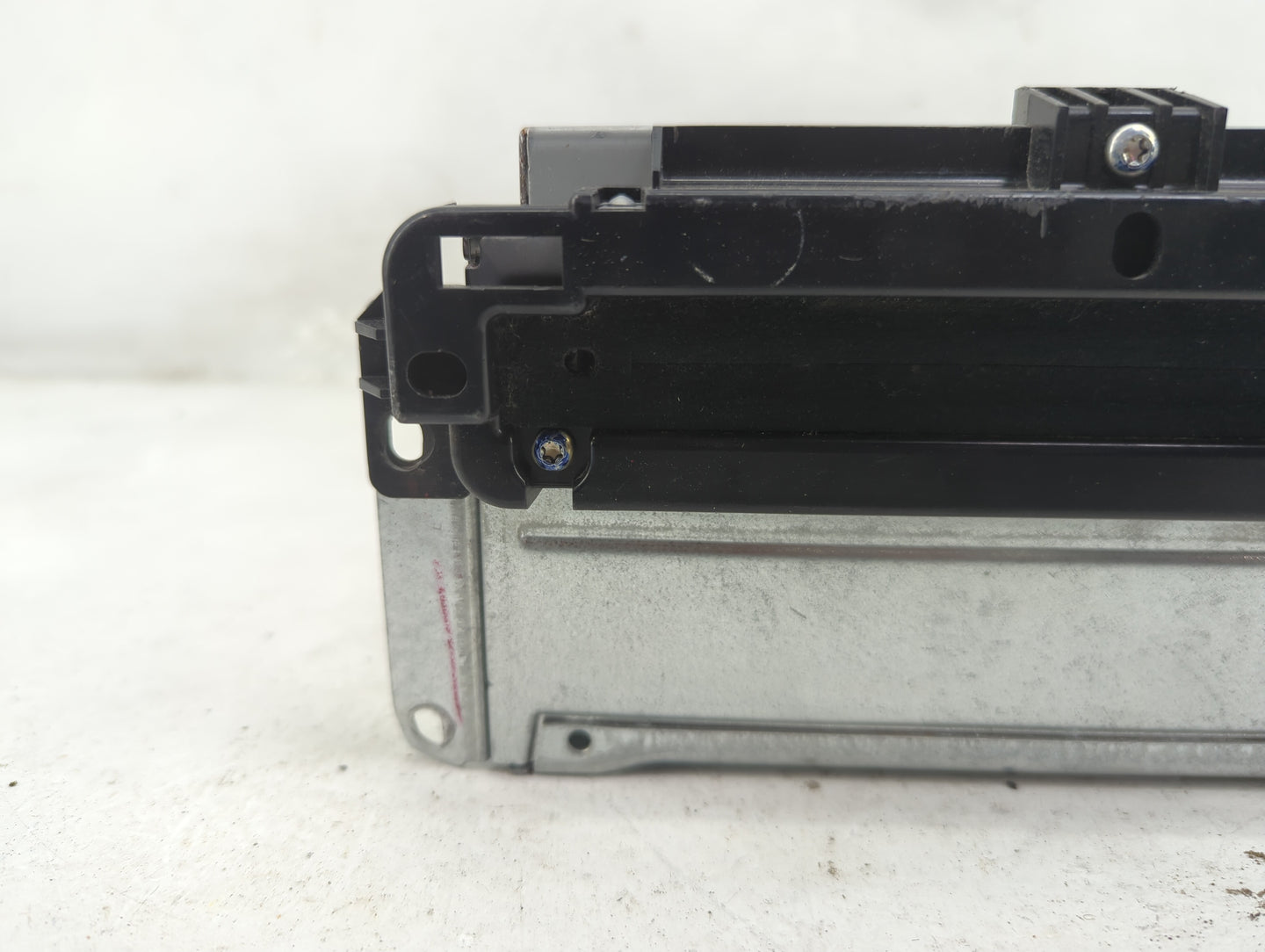 2018-2020 Dodge Journey Radio AM FM Cd Player Receiver Replacement P/N:A2C01685400 APH71071GB5A Fits Fits 2018 2019 2020 OEM