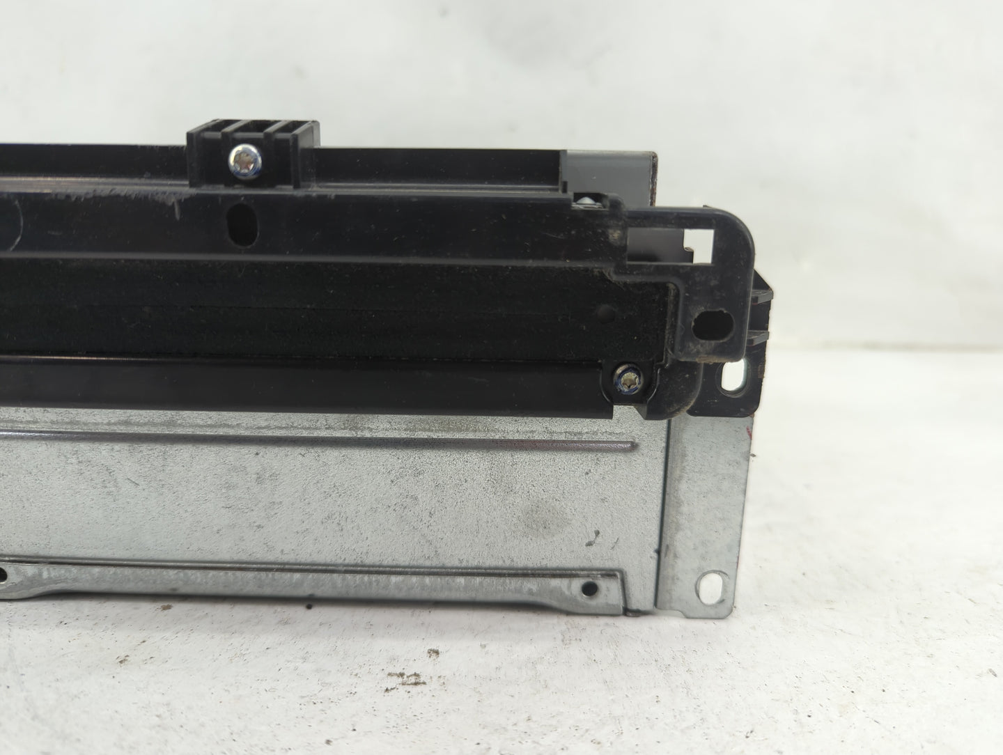 2018-2020 Dodge Journey Radio AM FM Cd Player Receiver Replacement P/N:A2C01685400 APH71071GB5A Fits Fits 2018 2019 2020 OEM