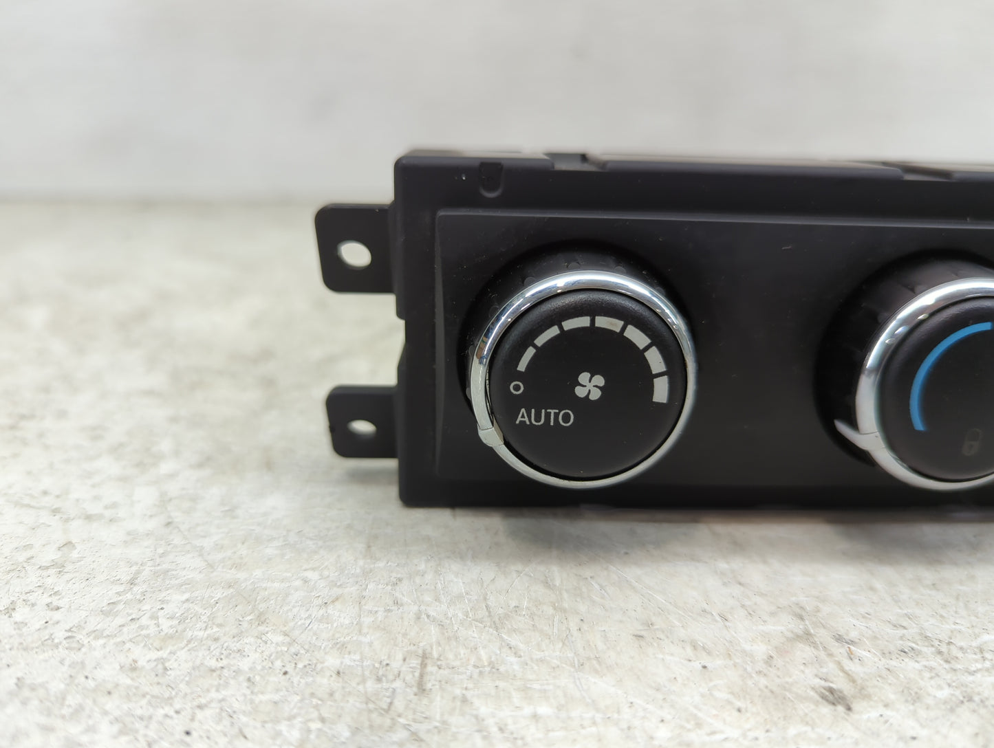 2011-2020 Dodge Journey Climate Control Module Temperature AC/Heater Replacement P/N:55111313AC Fits OEM Used Auto Parts - O