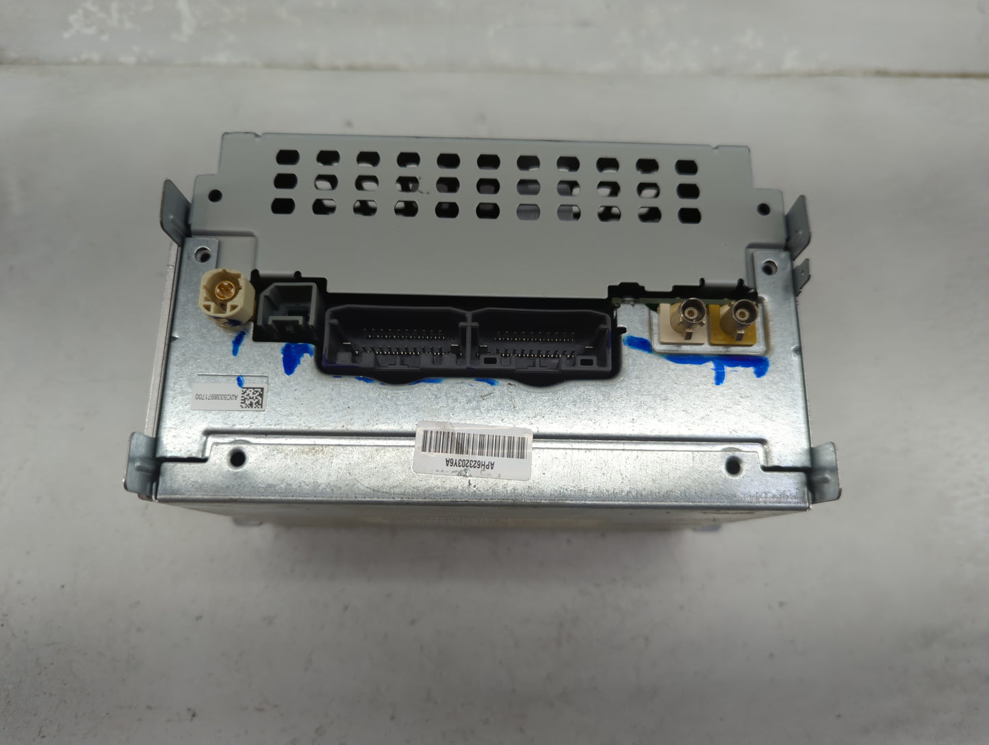 2018-2020 Dodge Journey Radio AM FM Cd Player Receiver Replacement P/N:P68209665AE APH62320Y6A Fits Fits 2018 2019 2020 OEM 