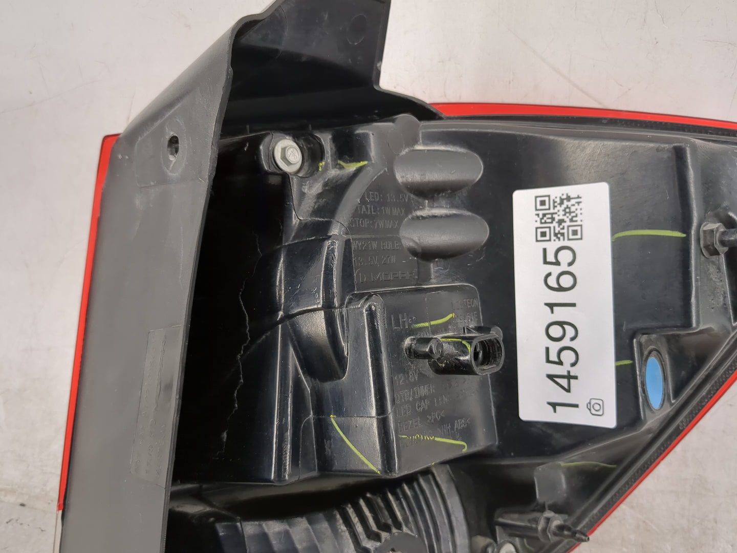 2017 Dodge Journey Tail Light Assembly Driver Left OEM P/N:68078465AD Fits OEM Used Auto Parts - Oemusedautoparts1.com