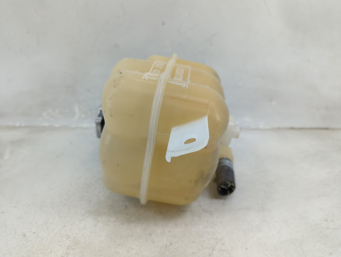 2009-2019 Dodge Journey Radiator Coolant Overflow Expansion Tank Bottle 1459188 - Oemusedautoparts1.com