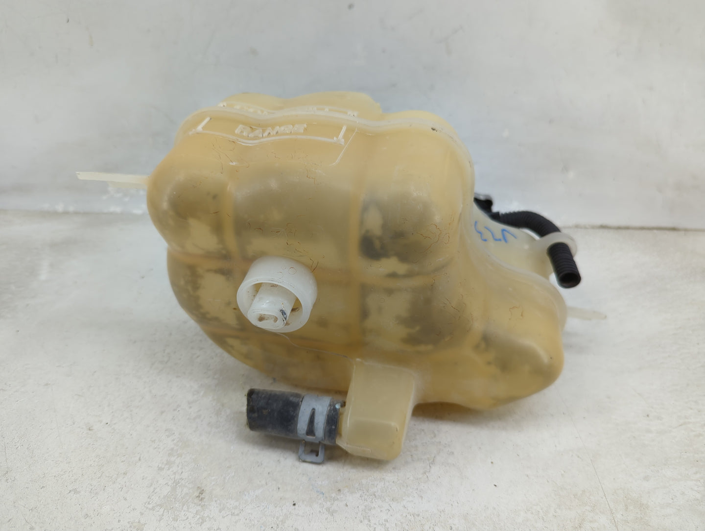 2009-2019 Dodge Journey Radiator Coolant Overflow Expansion Tank Bottle 1459188 - Oemusedautoparts1.com
