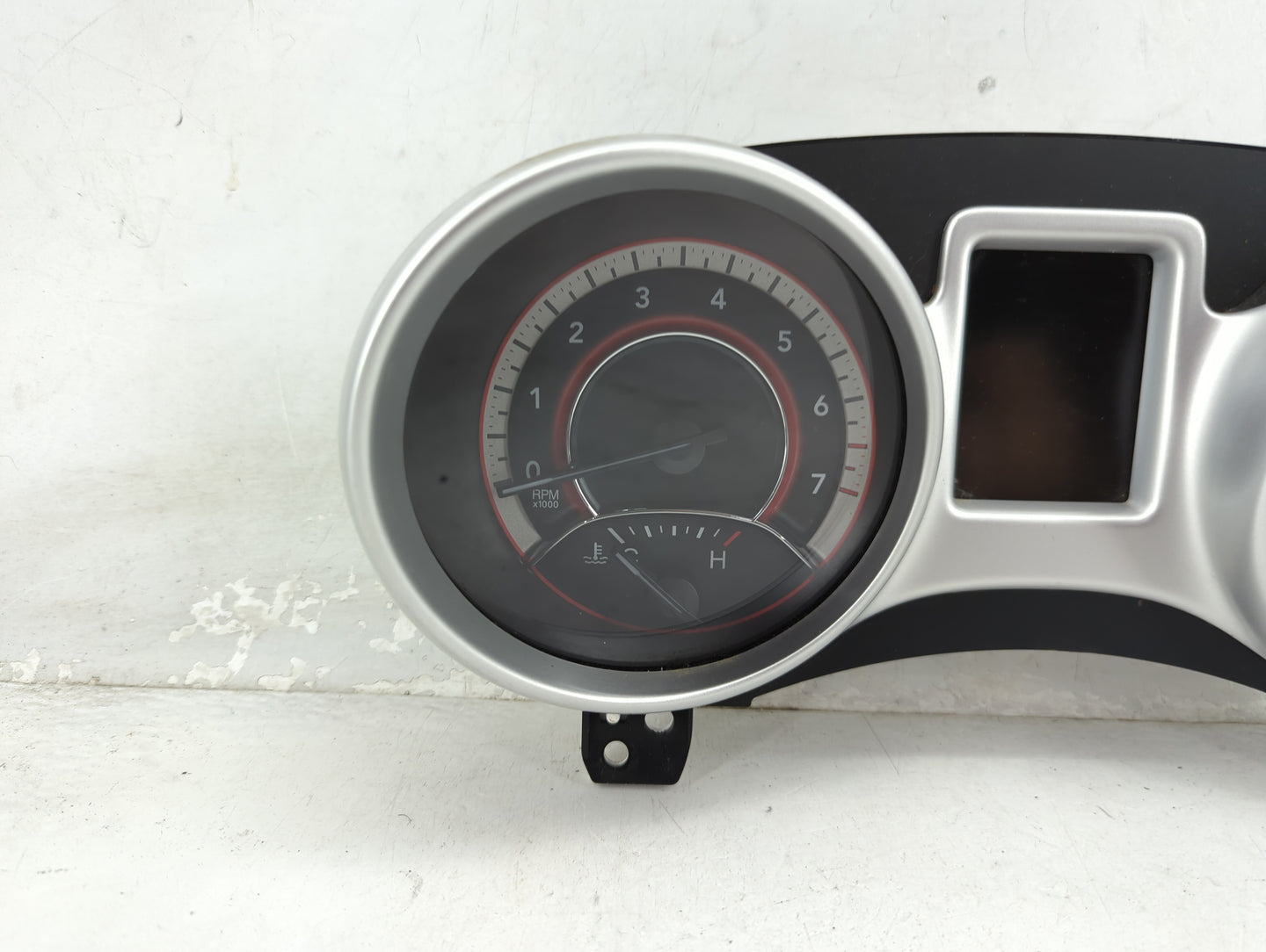 2017 Dodge Journey Instrument Cluster Speedometer Gauges P/N:68310781AA CR-0048-002-MR-C000 Miles: Fits OEM Used Auto Parts 