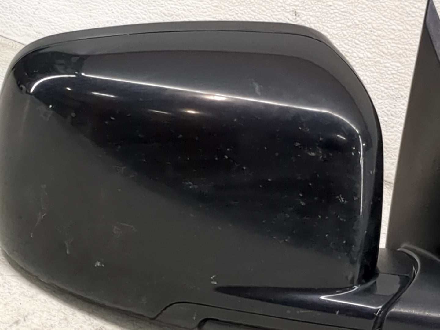 2017 Dodge Journey Passenger Side View Mirror - Right Door Mirror OEM Used - Oemusedautoparts1.com