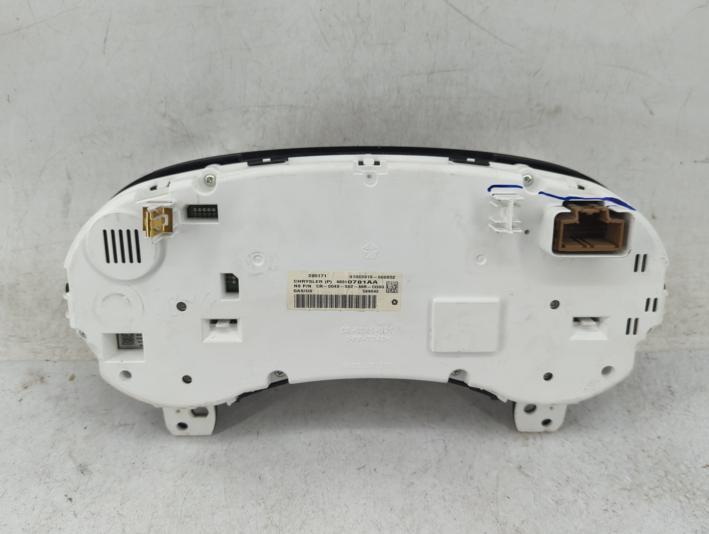 2017 Dodge Journey Instrument Cluster Speedometer Gauges P/N:68310781AA CR-0048-002-MR-C000 Miles: Fits OEM Used Auto Parts 