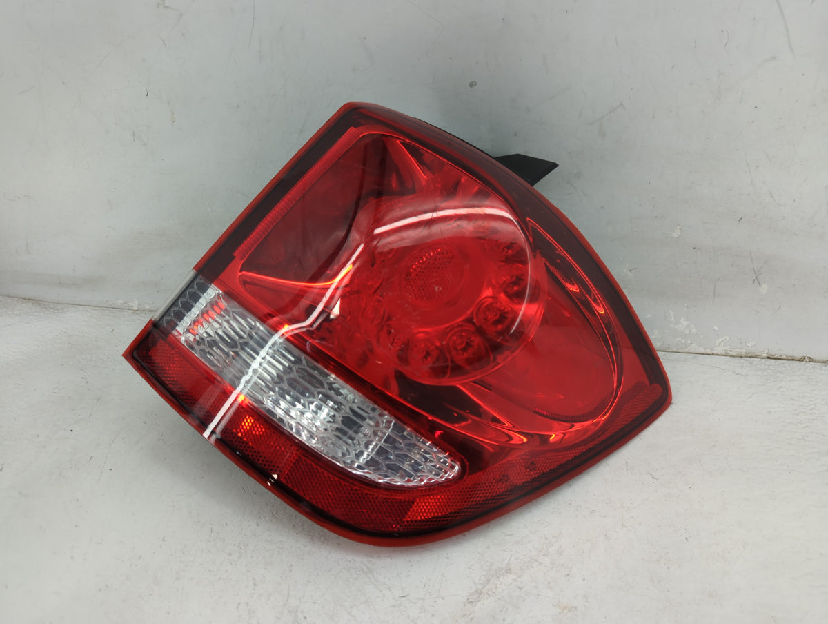 2011-2017 Dodge Journey Tail Light Assembly Passenger Right OEM P/N:58078464AD 6725114600 Fits OEM Used Auto Parts - Oemused