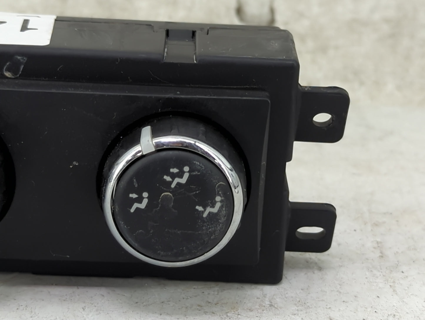 2011-2020 Dodge Journey Climate Control Module Temperature AC/Heater Replacement P/N:55111312AC Fits OEM Used Auto Parts - O