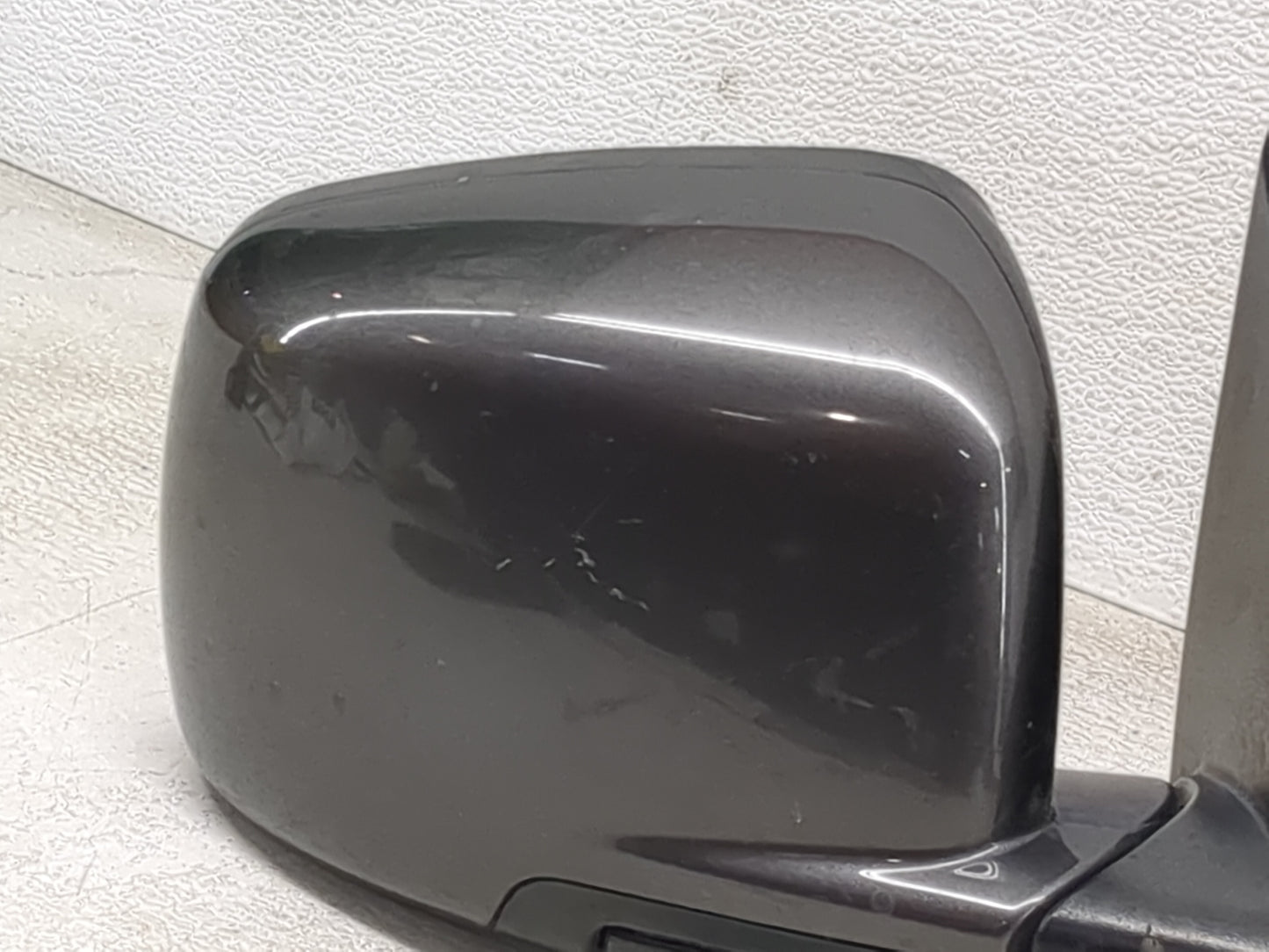 2017 Dodge Journey Driver Side View Mirror - Left Door Mirror OEM Used - Oemusedautoparts1.com