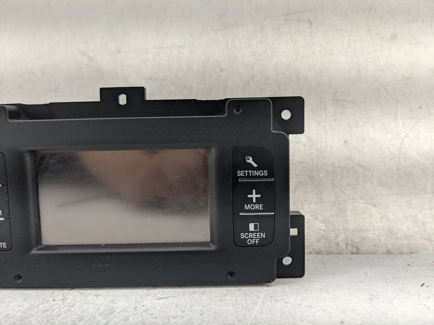 2017 Dodge Journey Information Display Screen 1468292 - Oemusedautoparts1.com