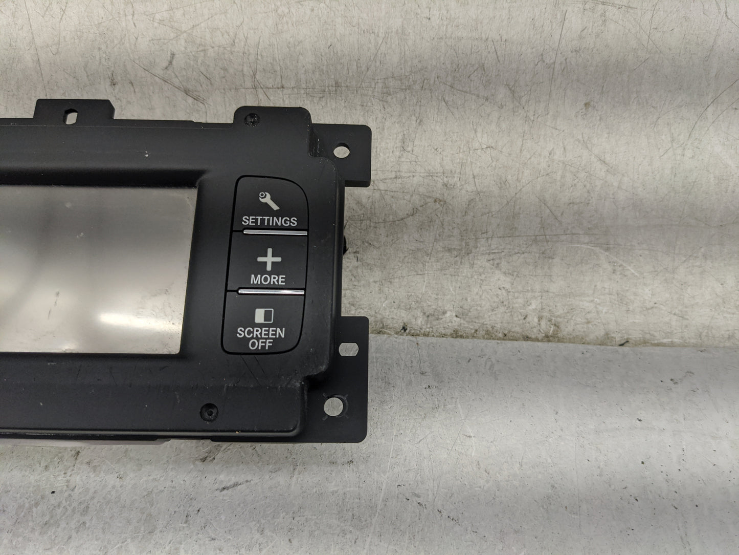 2017 Dodge Journey Information Display Screen 1468417 - Oemusedautoparts1.com